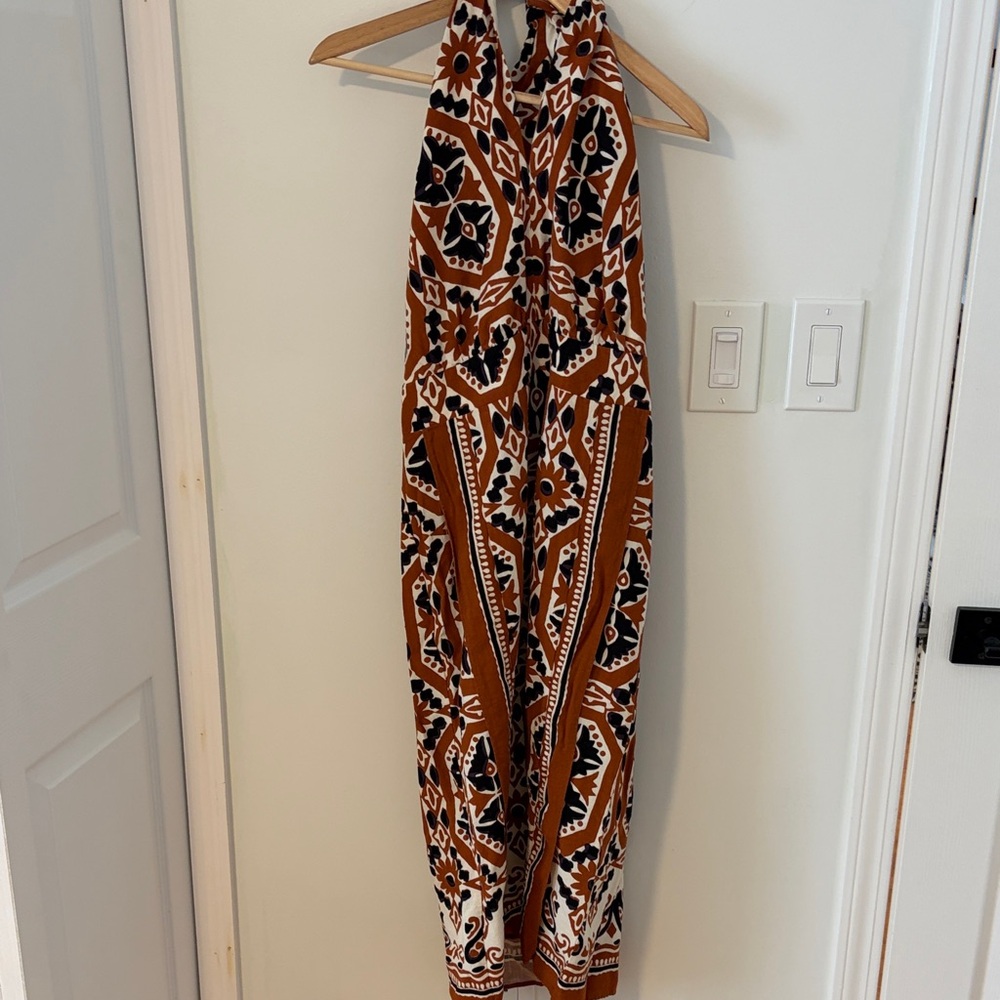 Sezane Backless Halter Dress in Rust Orange, Black & White